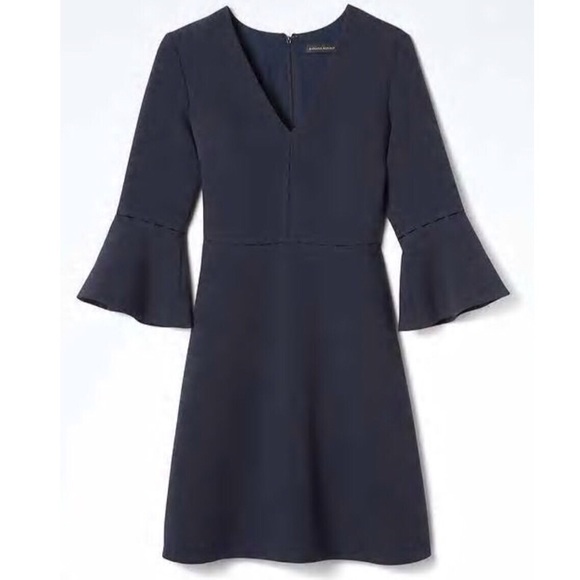 Banana Republic Dresses & Skirts - 🛑SOLD🛑Banana Republic Flutter sleeve blue dress.